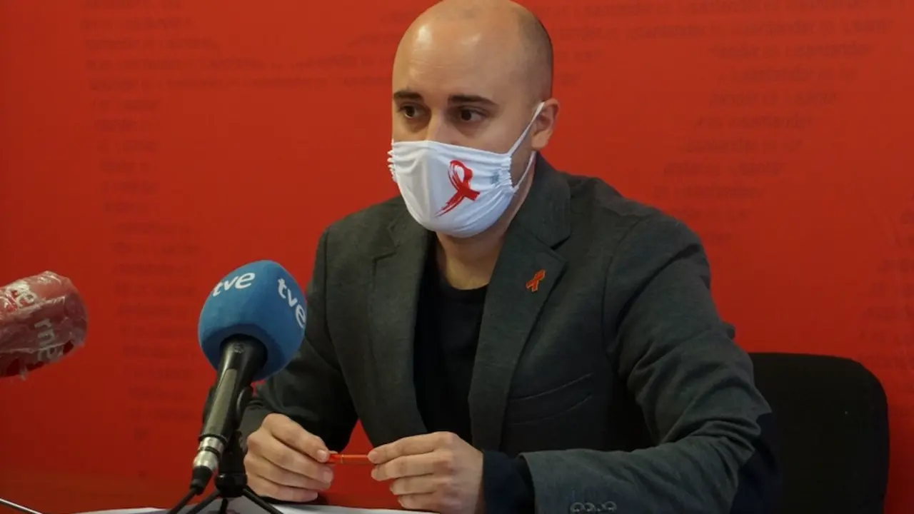 El Coordinador de IU en Cantabria, Israel Ruiz Salm&oacute;n.