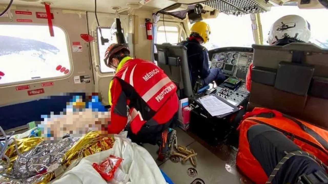 Traslado del herido en helic&oacute;ptero - ALERTA