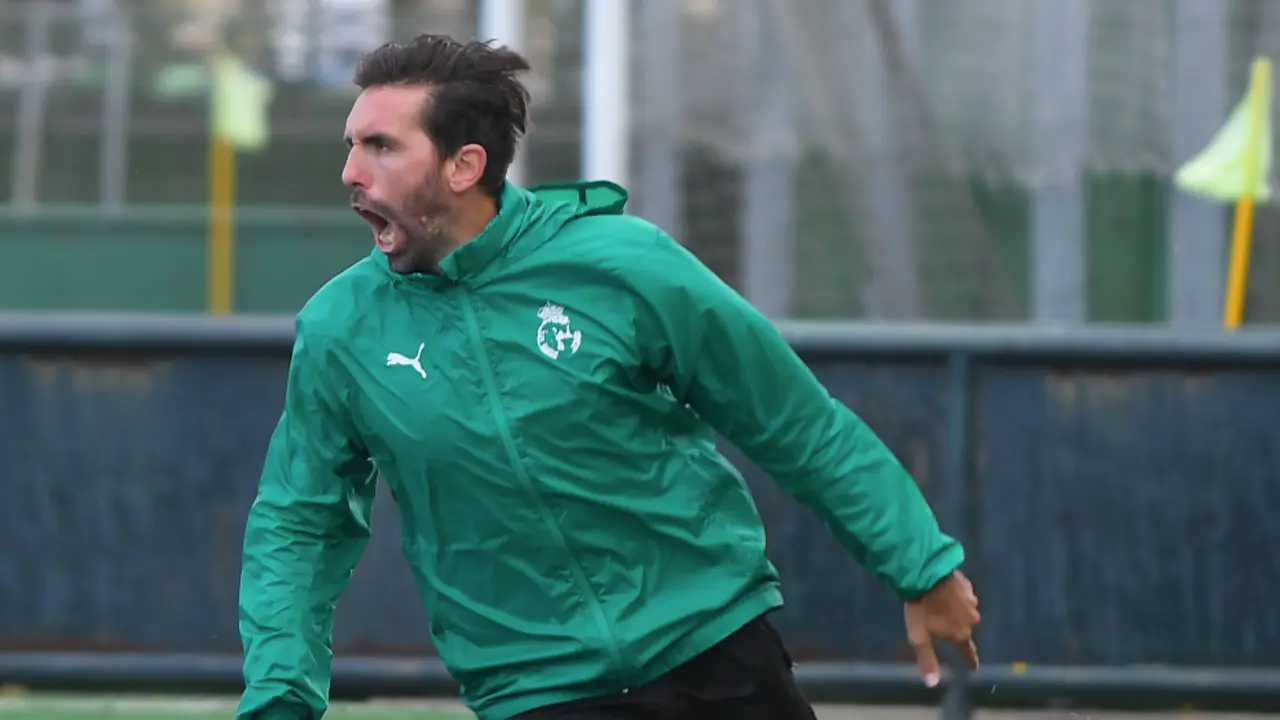 Un jugador del Racing durante el entrenamiento.