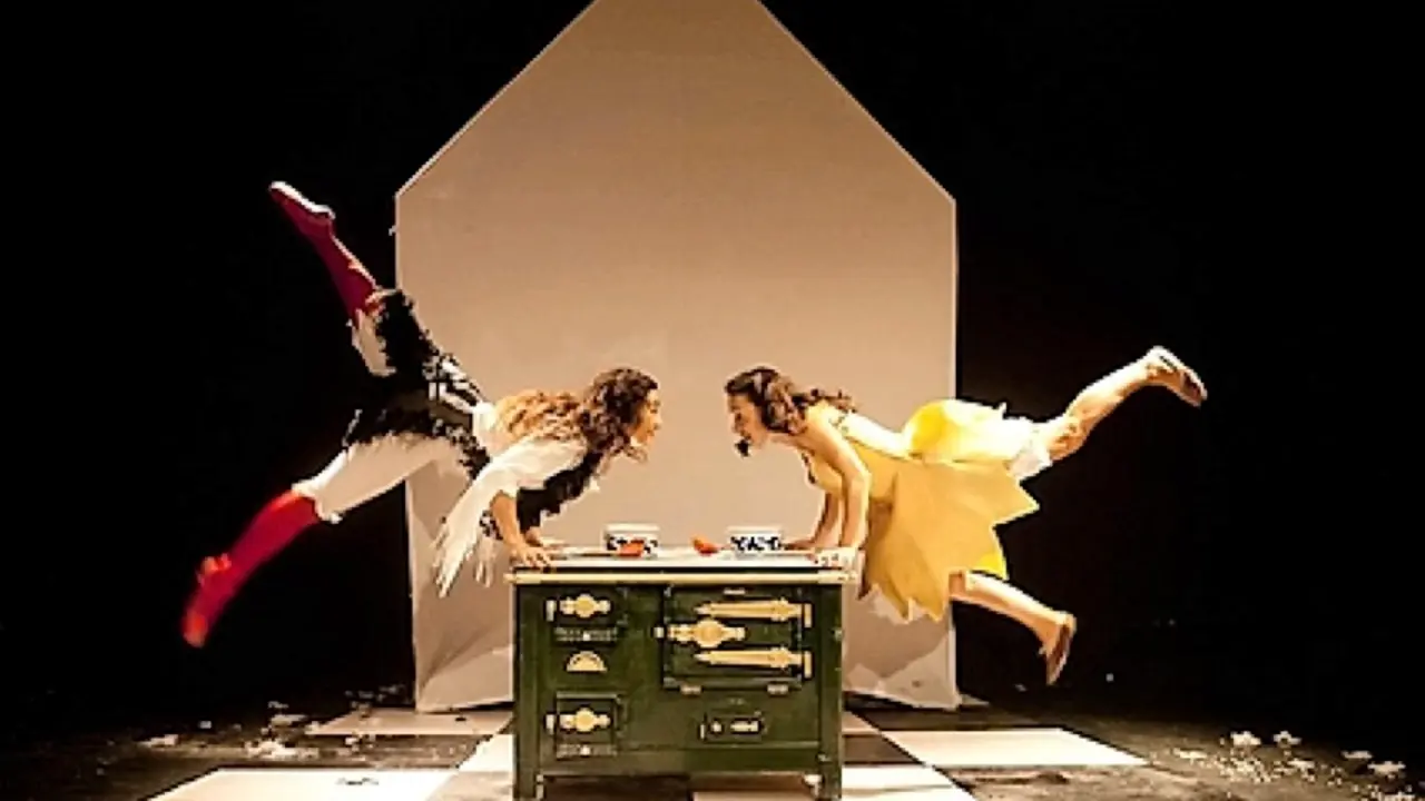 Escena Miri&ntilde;aque presenta &lsquo;Dulce de leche&rsquo;. / teatro arbol&eacute;