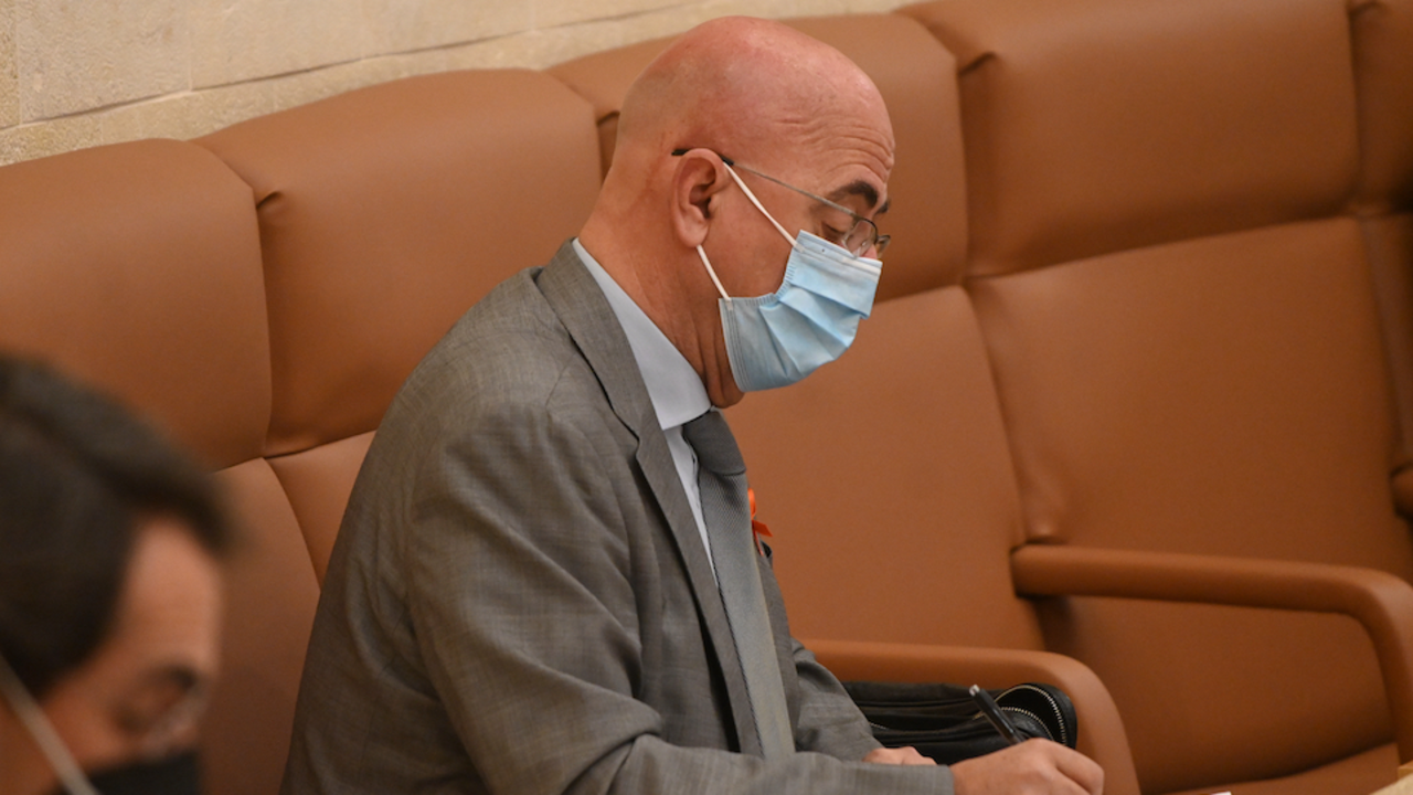 El portavoz del PP en la C&aacute;mara en materia de Sanidad, C&eacute;sar Pascual. / HARDY