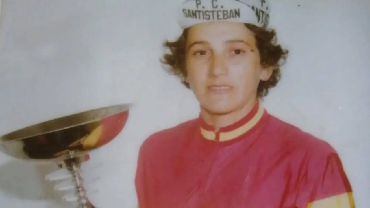 La c&aacute;ntabra Mercedes Ateca, primera campeona de Espa&ntilde;a de ciclismo.