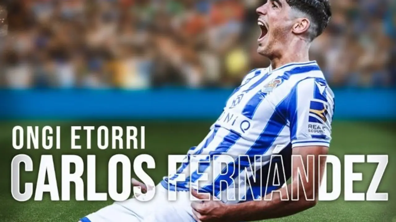 El delantero espa&ntilde;ol Carlos Fern&aacute;ndez jugar&aacute; en la Real Sociedad las pr&oacute;ximas cinco temporadas y media. / E. PRESS