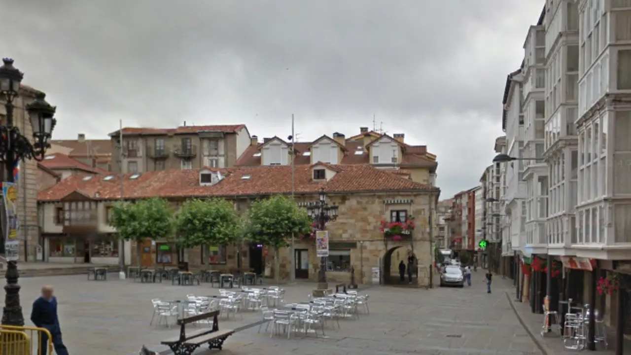 Vista de la Plaza de Espa&ntilde;a en Reinosa. / ALERTA