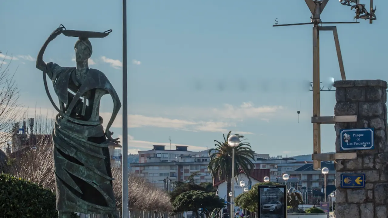 Vista del Parque Los Pescadores en la localidad de Laredo. / Tono Reguera