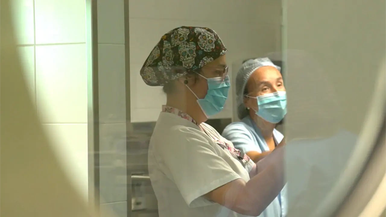 Enfermeras del Hospital Marques de Valdecilla. / TREVOL