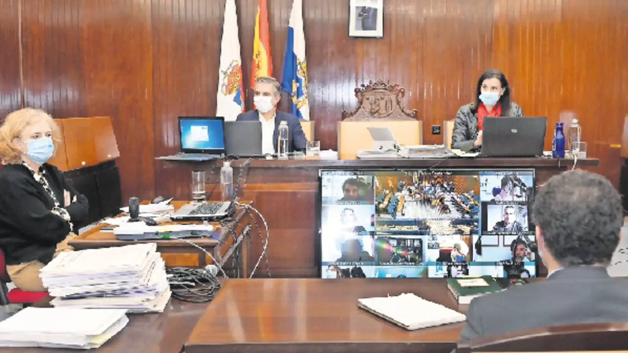 Un momento del Pleno celebrado ayer. / ALERTA