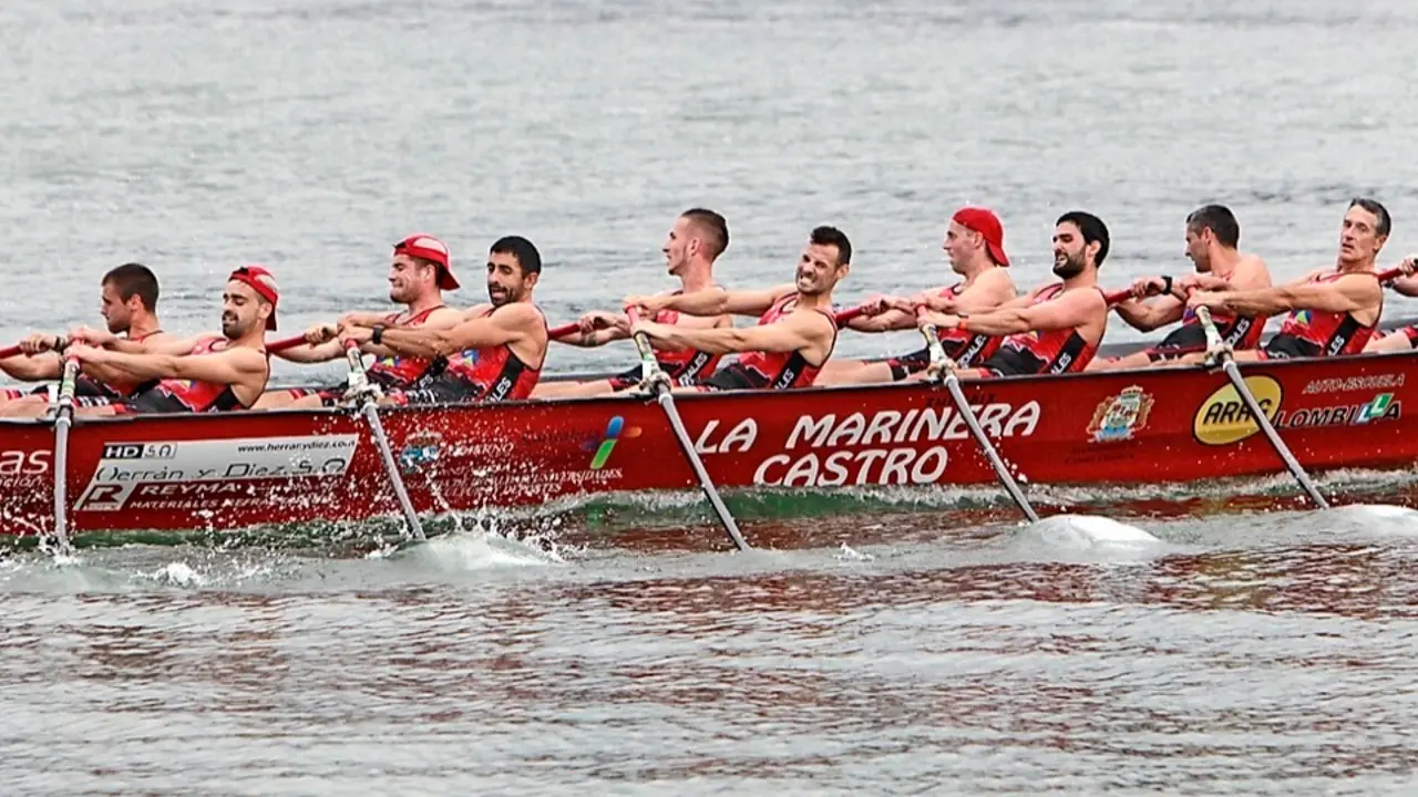 &lsquo;La Marinera&rsquo;, disputando el Campeonato de Cantabria.