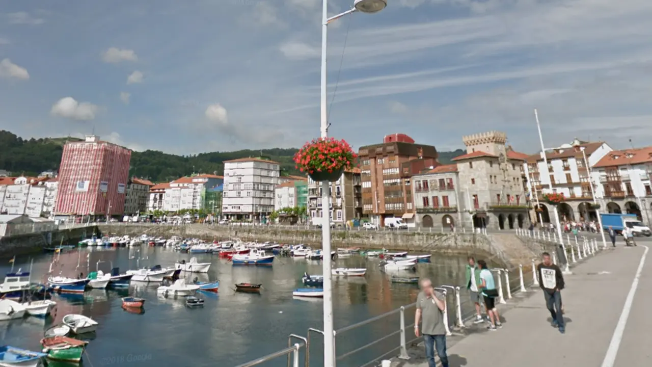 Vista del Paseo Mar&iacute;timo en Castro Urdiales. / ALERTA