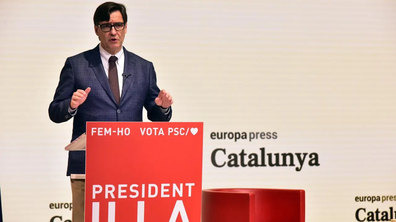 El que fuera ministro de Sanidad y actual candidato del PSC a la Presidencia de la Generalitat de Catalu&ntilde;a, Salvador Illa, interviene en un Encuentro Digital de Europa Press, en Barcelona, Catalunya, (Espa&ntilde;a), a 3 de febrero de 2021.