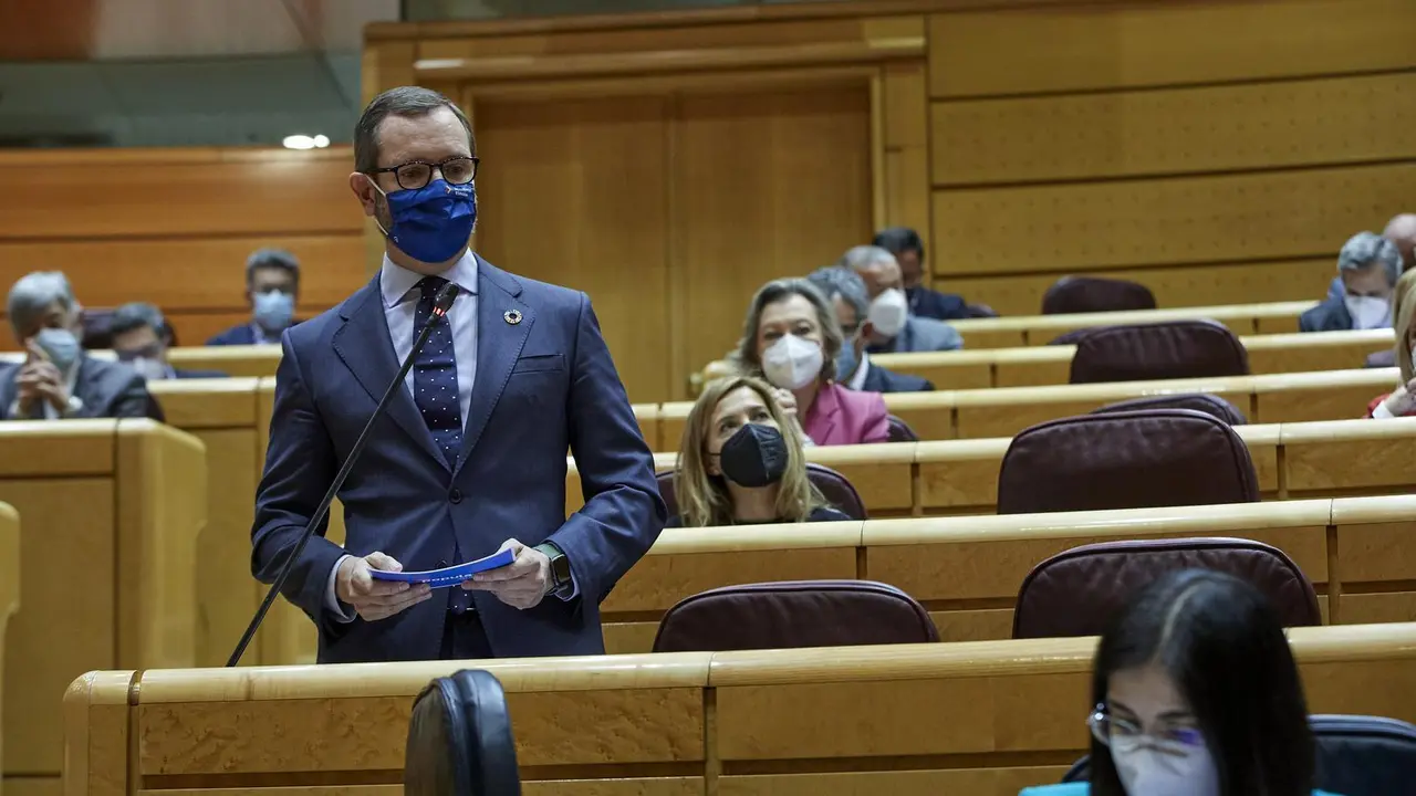 El portavoz del PP en el Senado, Javier Maroto durante una sesi&oacute;n de control al Gobierno en el Senado, en Madrid (Espa&ntilde;a), a 2 de febrero de 2021. 