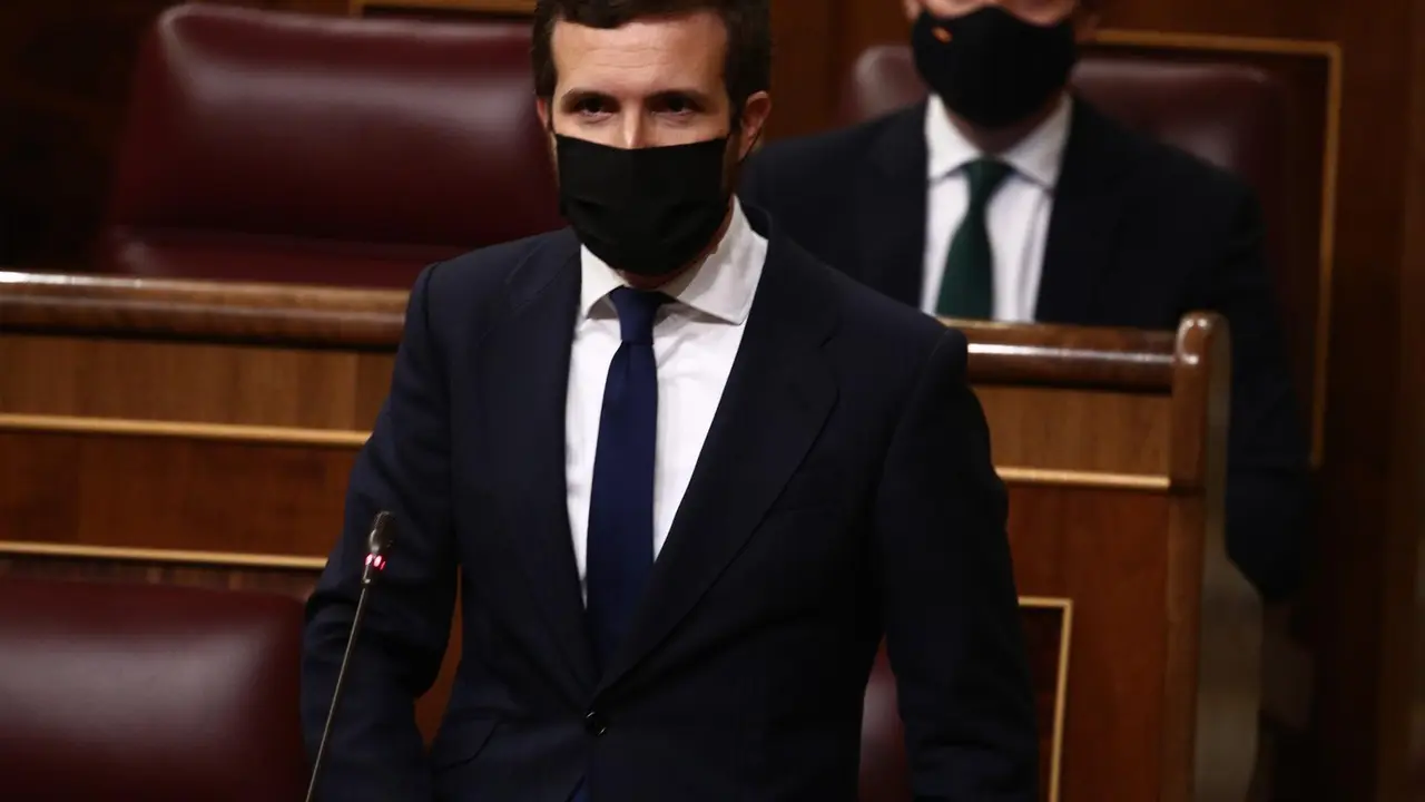 El l&iacute;der del PP, Pablo Casado, interviene durante la primera sesi&oacute;n de control al Gobierno de 2021 celebrada en el Congreso de los Diputados, en Madrid, (Espa&ntilde;a), a 3 de febrero de 2021. 