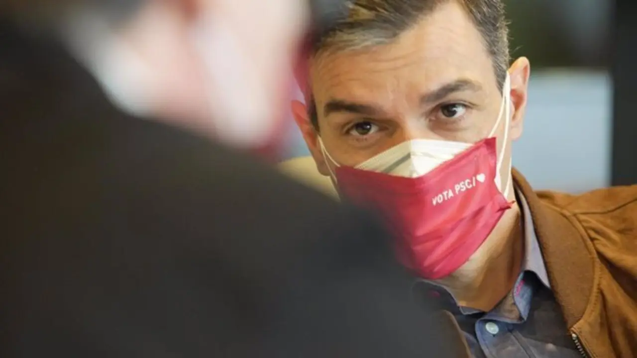 El presidente del Gobierno, Pedro S&aacute;nchez, en su visita a Salou (Tarragona) durante la campa&ntilde;a electoral del 14 de febrero. - PSC