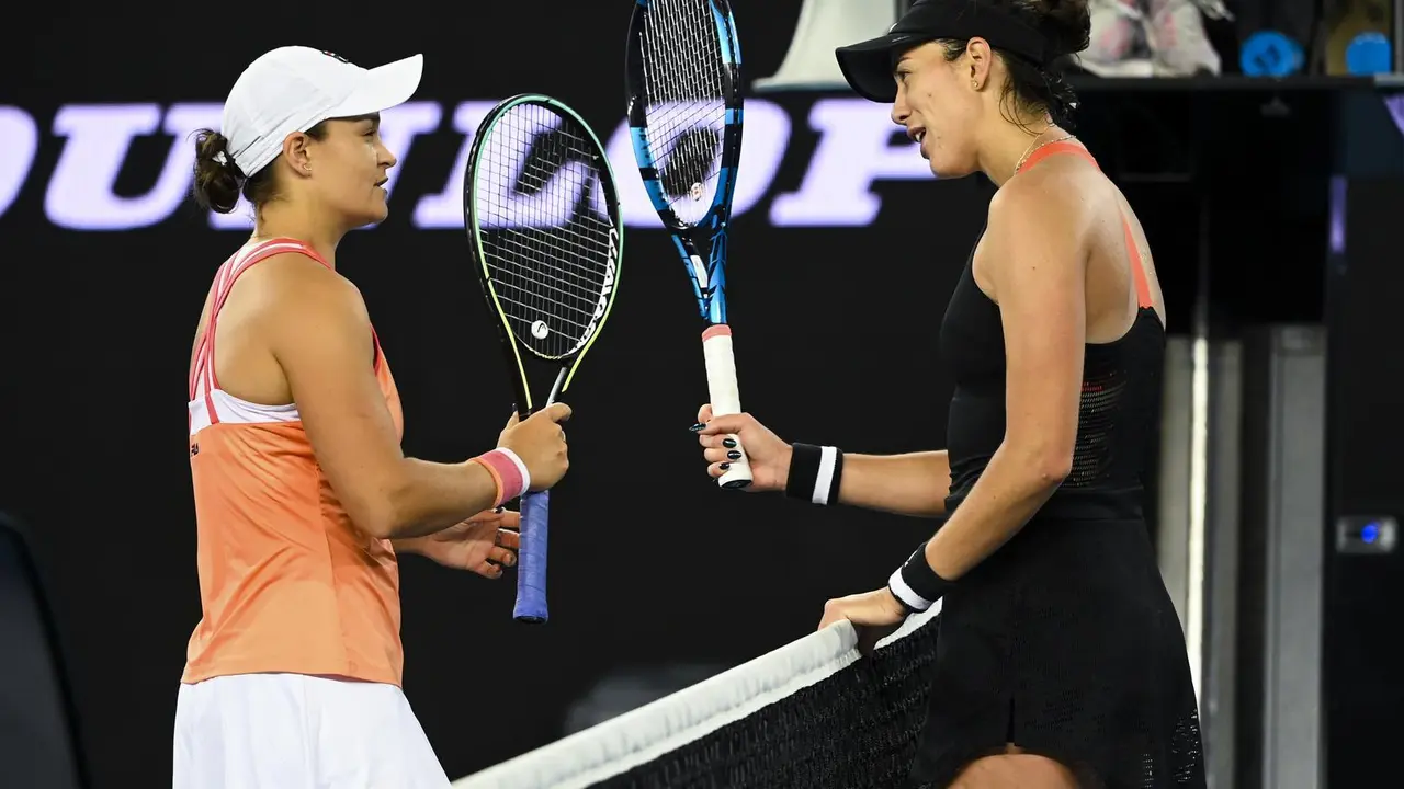 Ashleigh Barty y Garbine Muguruza. / E. PRESS