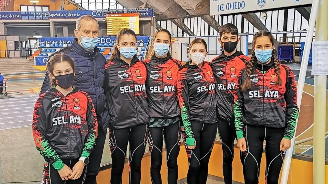 Atletismo Selaya en las pistas de Oviedo