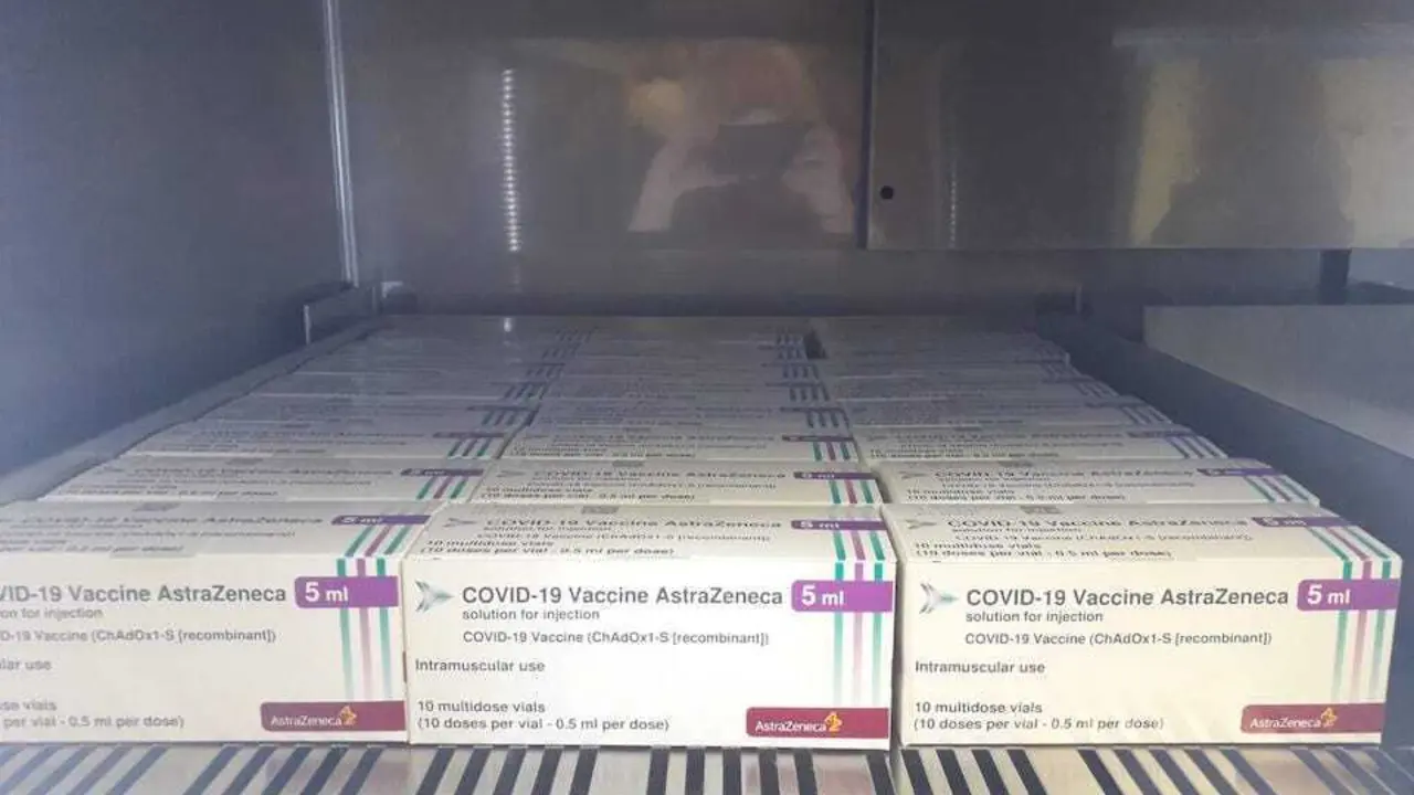 La vacuna de AstraZeneca y la Universidad de Oxford - SANIDAD