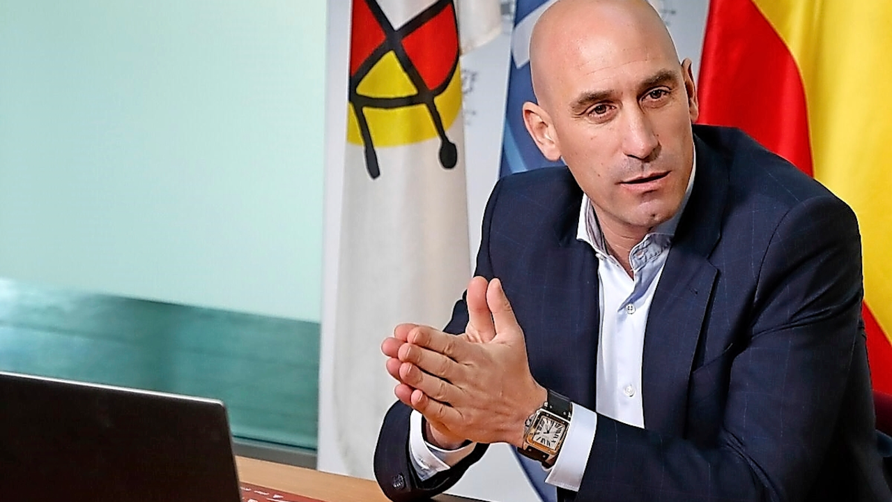 El presidente de la Real Federaci&oacute;n Espa&ntilde;ola de F&uacute;tbol, Luis Rubiales. / E. Press