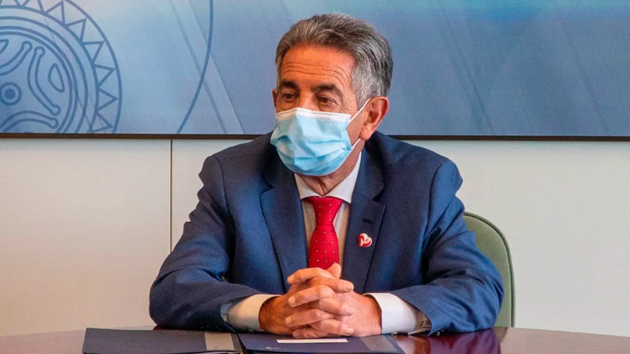 El presidente de Cantabria, Miguel &Aacute;ngel Revilla. / Rom&aacute;n G. Aguilera