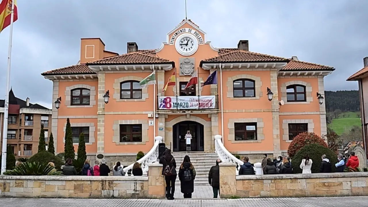 Acto de celebraci&oacute;n del 8M en el municipio de Pi&eacute;lagos.