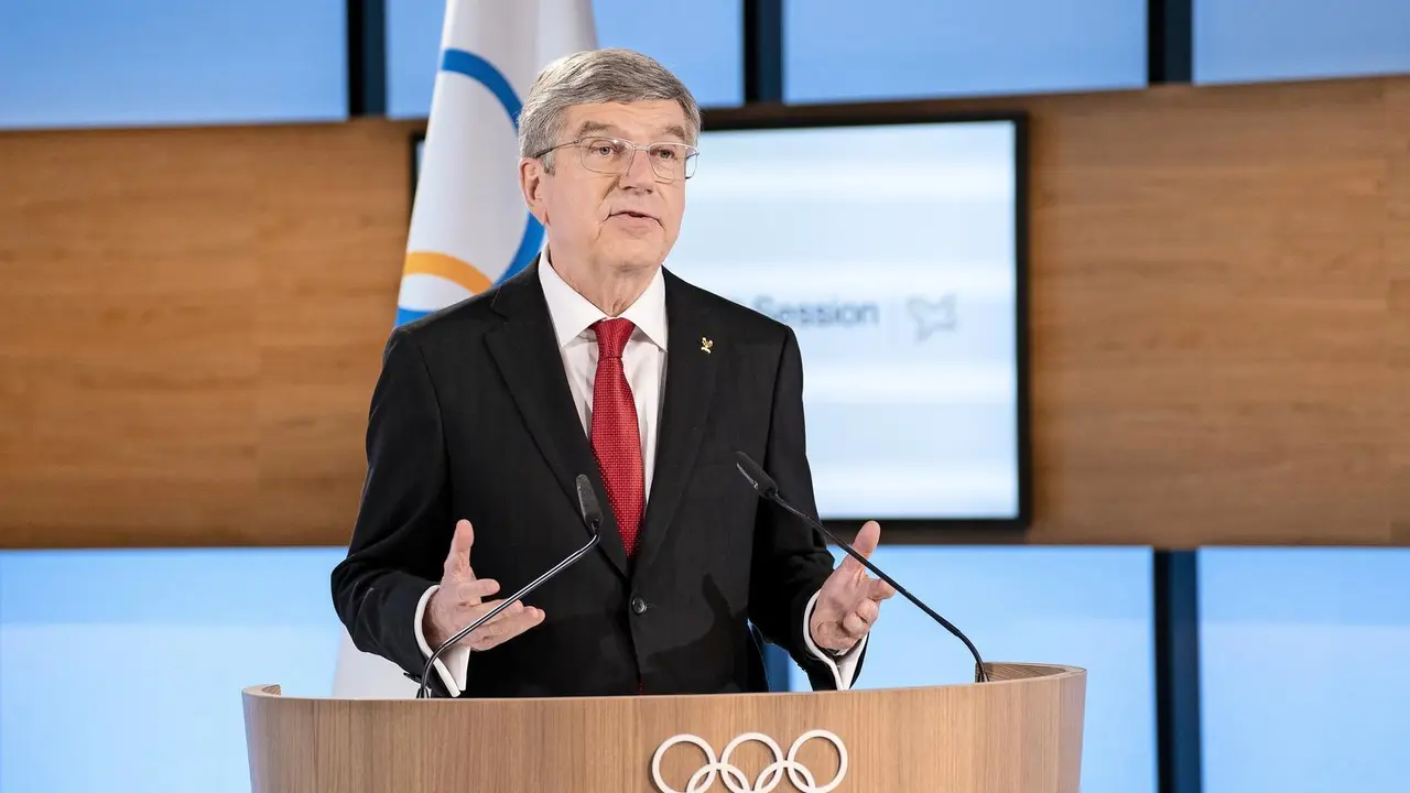 Thomas Bach ante la 137 Sesi&oacute;n del COI, reunida de forma telem&aacute;tica. / EUROPA PRESS