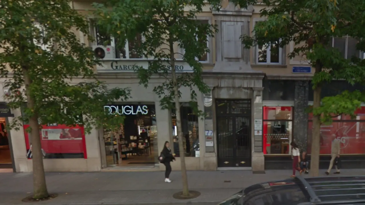 La perfumer&iacute;a Douglas en Santander.