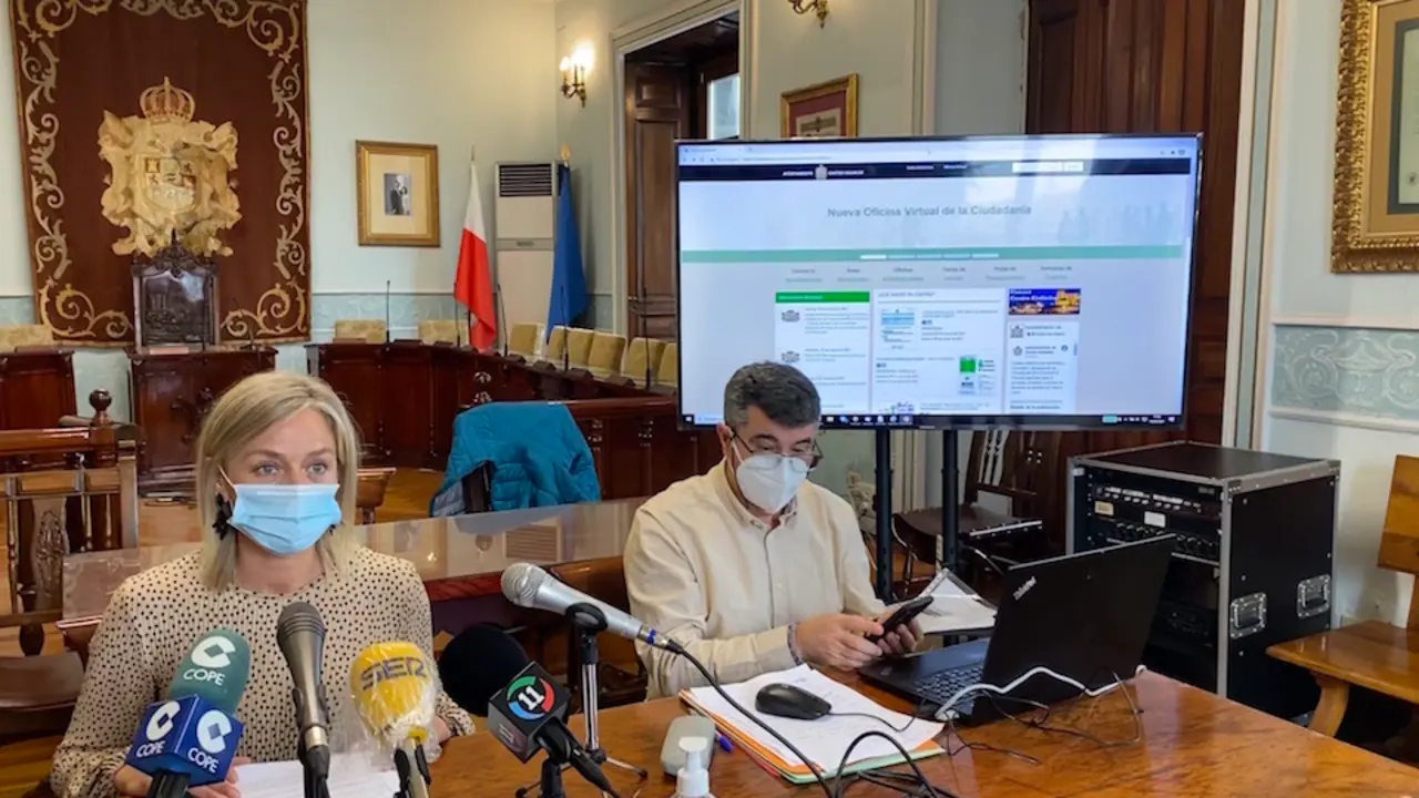 Castro Urdiales pone en marcha una oficina virtual para facilitar gestiones a vecinos y empresas. / E. PRESS