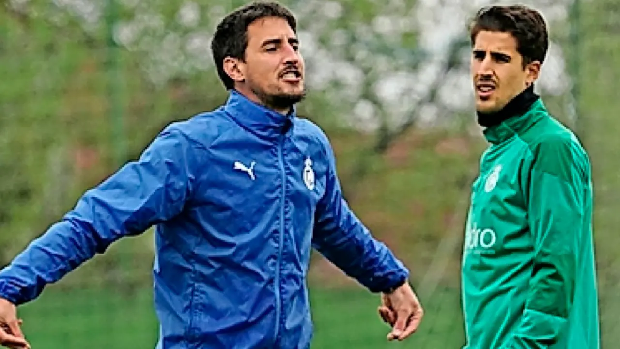 Aritz Solabarrieta, junto a Alberto Villapalos. / hardy