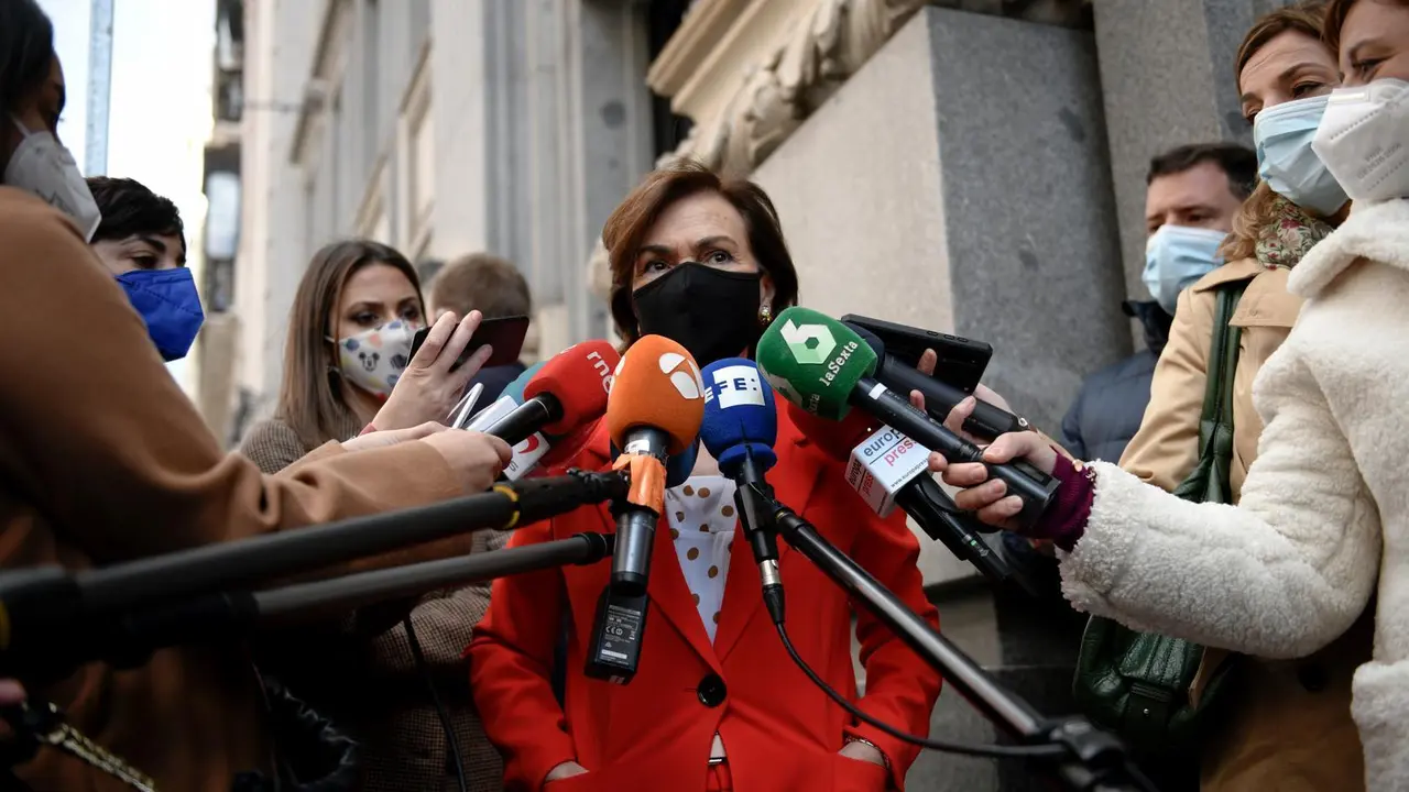 La vicepresidenta primera del Gobierno y ministra de la Presidencia, Relaciones con las Cortes y Memoria Democr&aacute;tica, Carmen Calvo