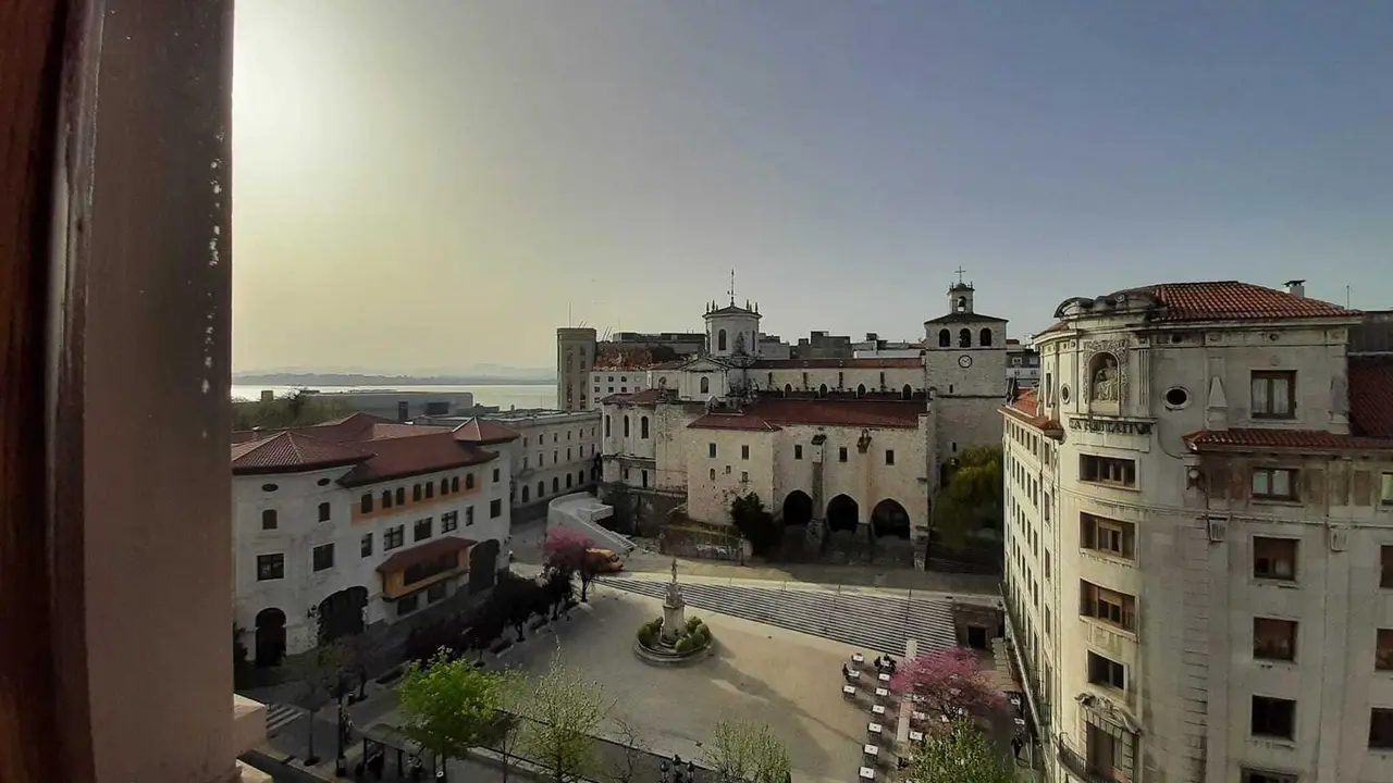 Vista de la catedral de la Asunci&oacute;n de Nuestra Se&ntilde;ora de Santander. / S. D&iacute;az