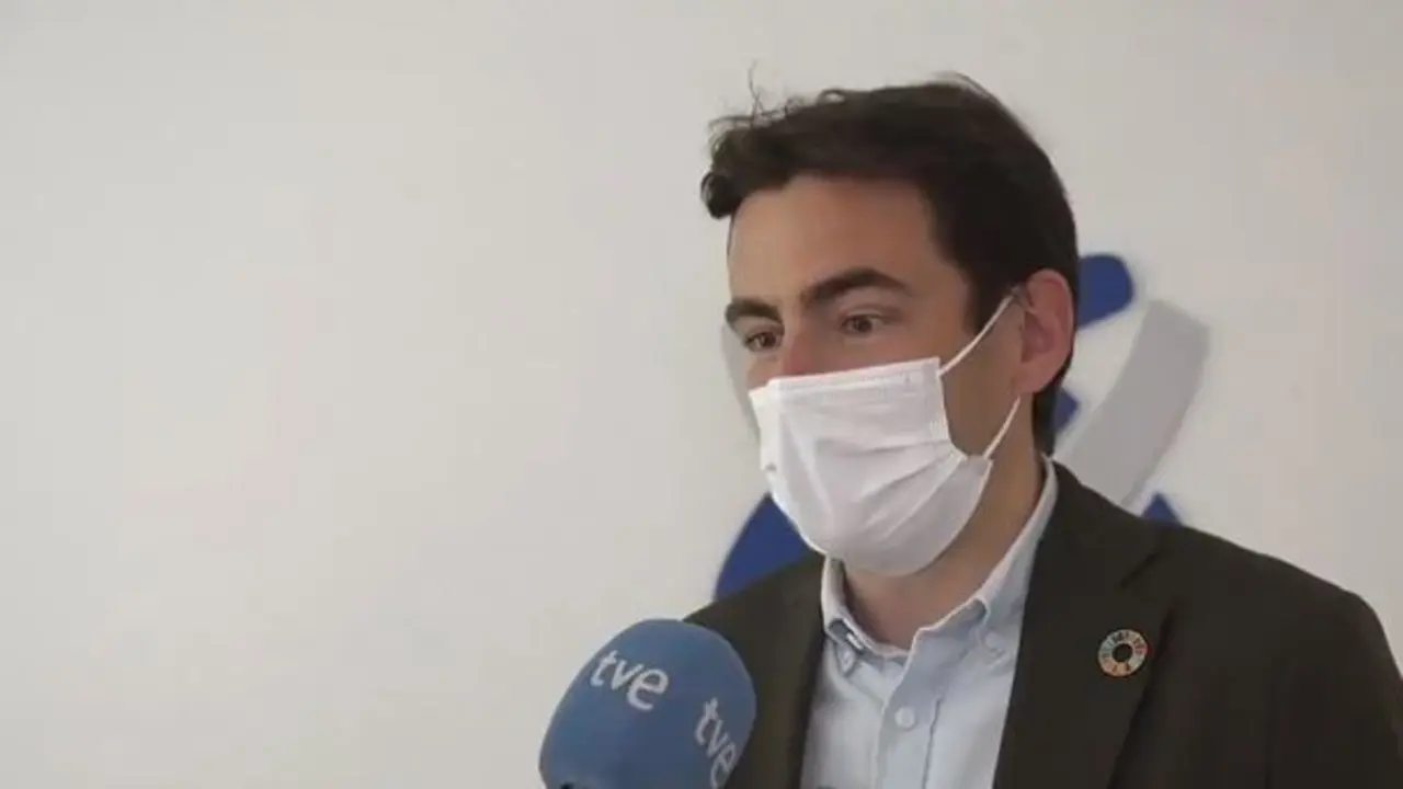 El diputado por Cantabria del PSOE, Pedro Casares. / ALERTA