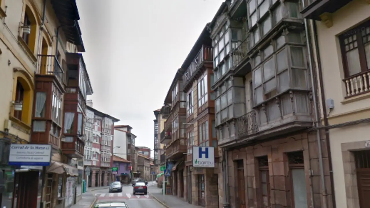 Vista de la calle centrica de Cabez&oacute;n de la Sal, Cantabria. / ARCHIVO