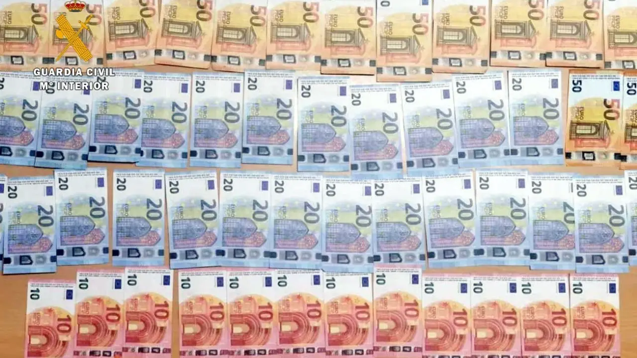 Billetes falsos