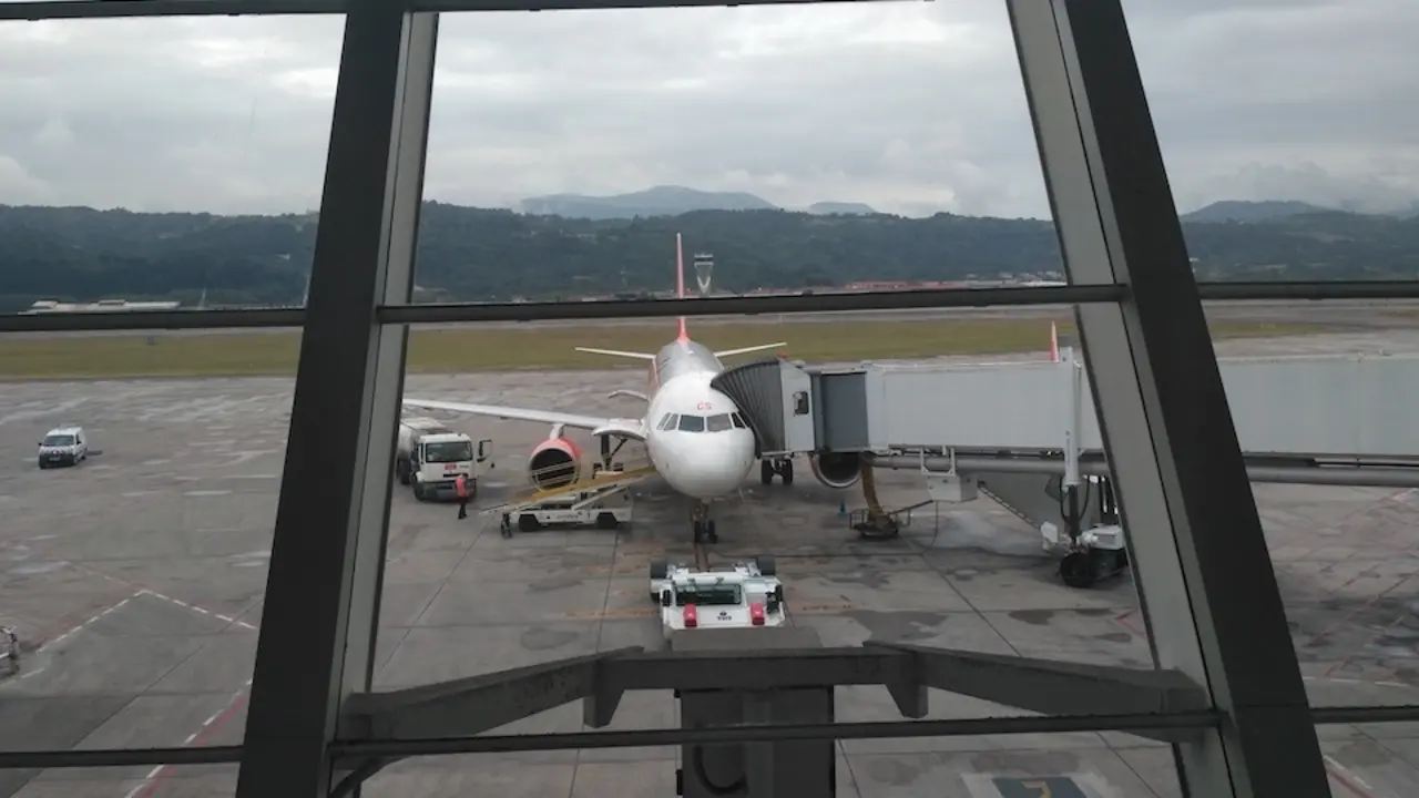 Aeropuerto de Loiu (Bizkaia)
KAKI-EUROPA PRESS
  (Foto de ARCHIVO)
1/8/2019