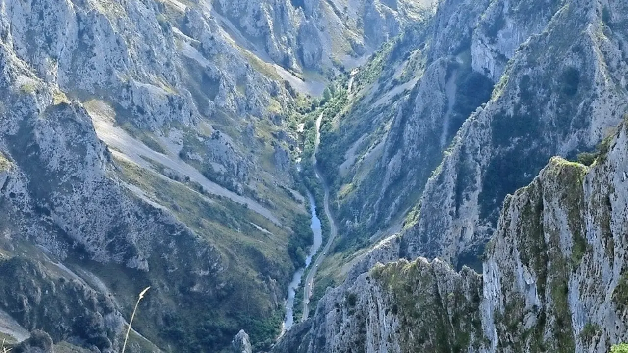 Desfladero de la Hermda