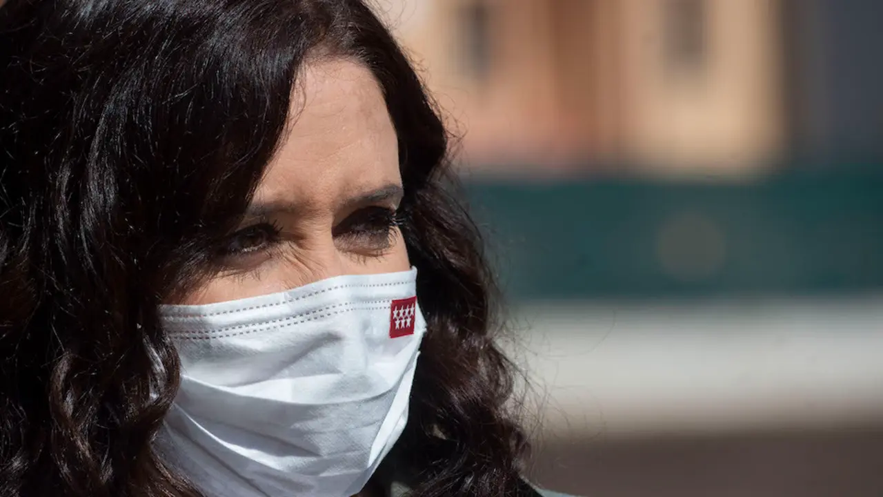 La presidenta de la Comunidad de Madrid y candidata a la reelecci&oacute;n, Isabel D&iacute;az Ayuso, durante su visita a Villarejo de Salvan&eacute;s, a 29 de abril de 2021, en Villarejo de Salvan&eacute;s, Madrid, (Espa&ntilde;a). Ayuso, que contin&uacute;a con su agenda electoral por distintos puntos de la regi&oacute;n antes de los comicios regionales del pr&oacute;ximo 4 de mayo, ha presentado durante el acto el programa de medio ambiente que tiene preparado su partido para la regi&oacute;n madrile&ntilde;a.
29 ABRIL 2021;VILLAREJO;SALVANES;MADRID;AYUSO;PP
Alberto Ortega / Europa Press
29/4/2021