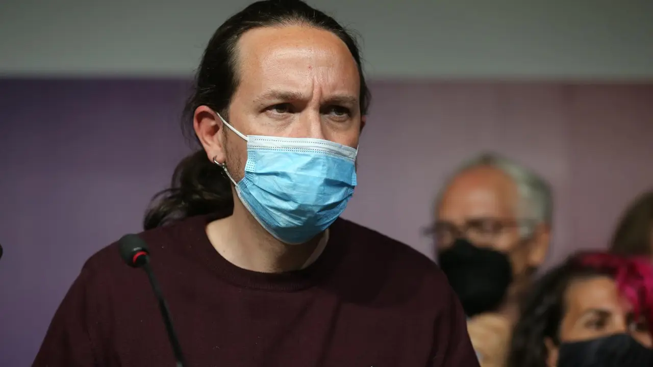 El candidato de Unidas Podemos a la Presidencia de la Comunidad de Madrid y secretario general de Podemos, Pablo Iglesias, durante una rueda de prensa tras la jornada electoral.