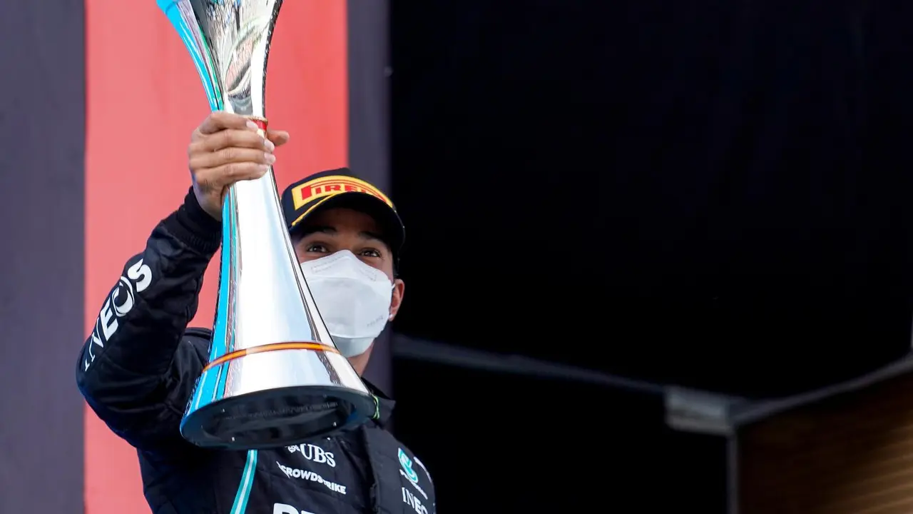 EuropaPress_3697811_09_may_2021_spain_montmelo_british_formula_one_driver_lewis_hamilton_of (2)