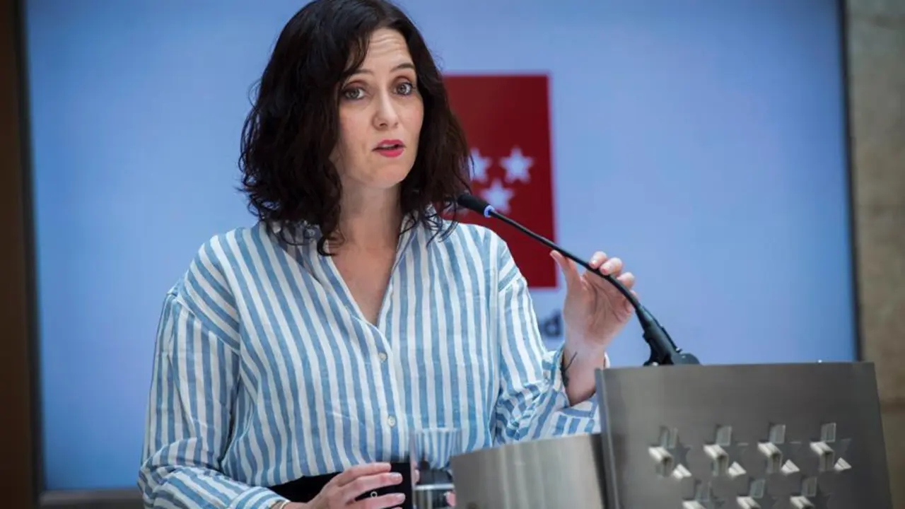 La presidenta en funciones de la Comunidad de Madrid, Isabel D&iacute;az Ayuso, en rueda de prensa tras la reuni&oacute;n del Consejo de Gobierno, ete mi&eacute;rcoles en la Real Casa de Correos. EFE/ Luca Piergiovanni