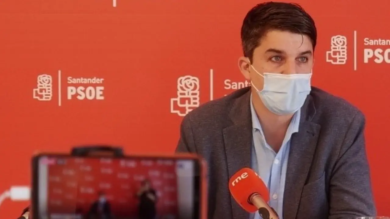 El portavoz del PSOE de Santander, Daniel Fern&aacute;ndez.