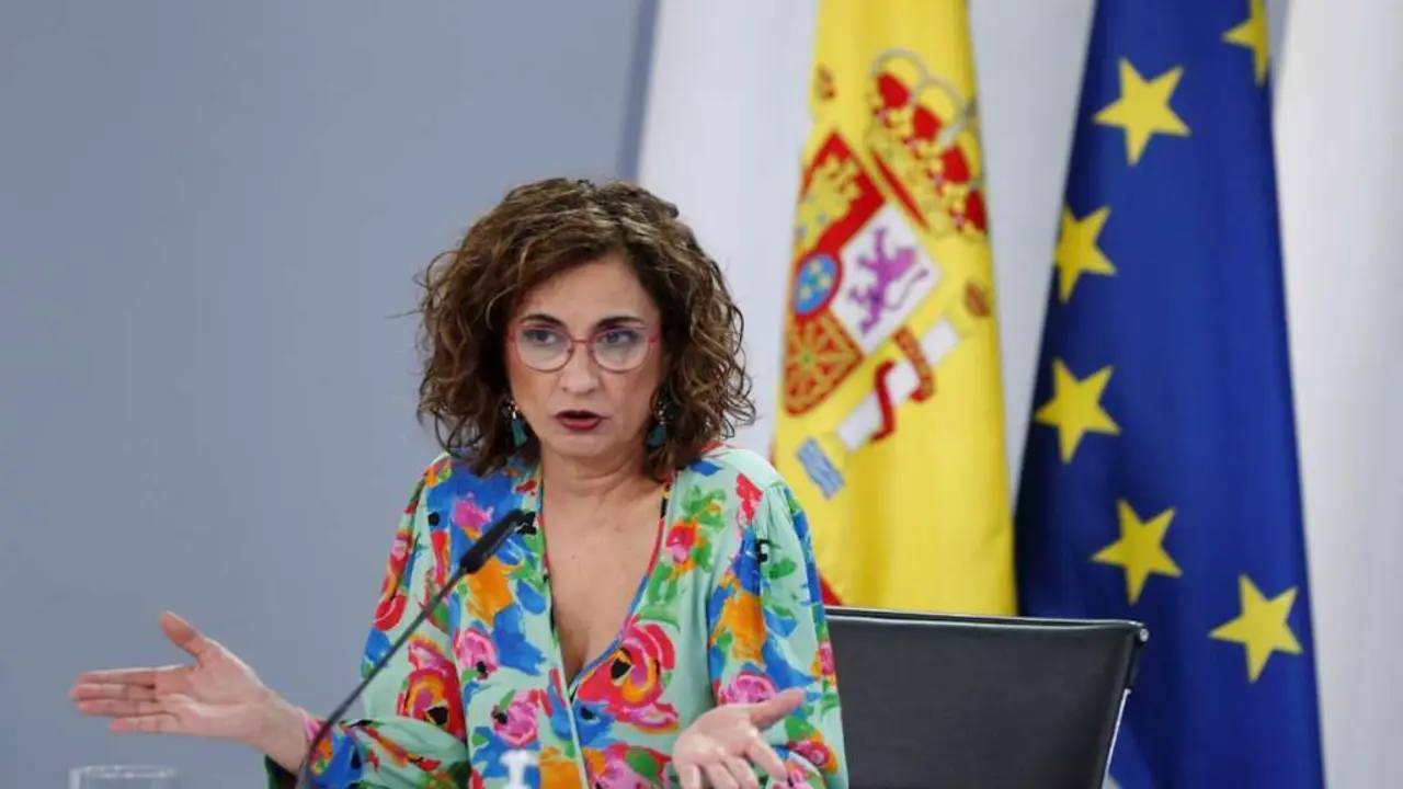 La portavoz del Gobierno y ministra de Hacienda, Mar&iacute;a Jes&uacute;s Montero. EFE/Emilio Naranjo/Archivo
