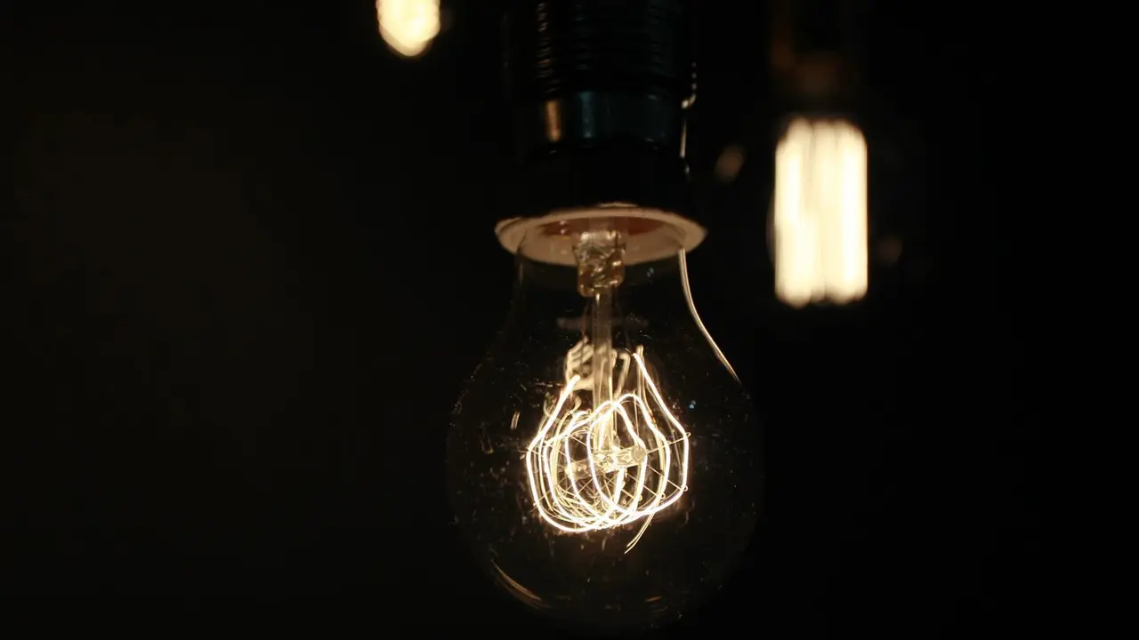 Archivo - Bombilla, bombillas, luz, electricidad, energ&iacute;a