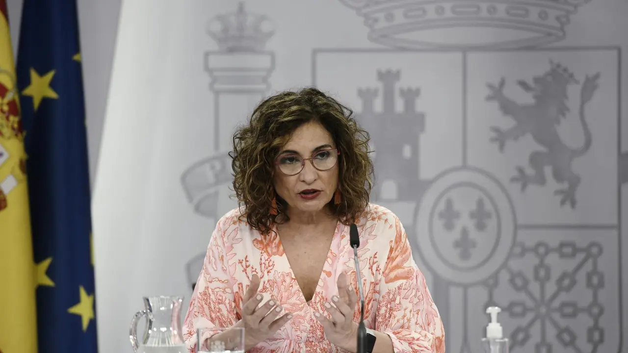 La ministra Portavoz, Mar&iacute;a Jes&uacute;s Montero, comparece en rueda de prensa posterior al Consejo de Ministros en Moncloa, a 1 de junio de 2021, en Madrid, (Espa&ntilde;a)