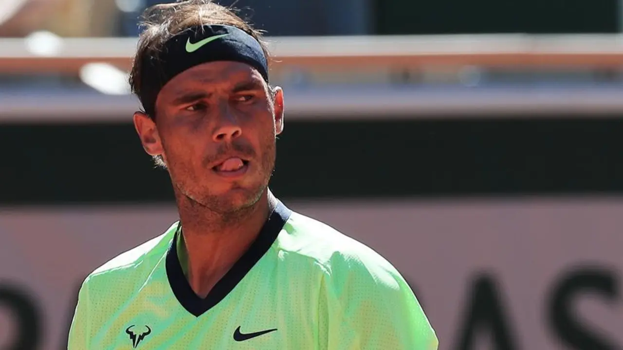 El espa&ntilde;ol Rafael Nadal durante el partido de primera ronda contra el australiano Alexei Popyrin en el torneo de tenis del Abierto de Francia en Roland Garros en Par&iacute;s, Francia, el 1 de junio de 2021. (Tenis, Abierto, Abierto, Francia, Espa&ntilde;a) EFE/EPA/CHRISTOPHE PETIT TESSON