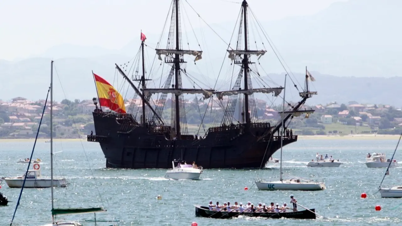 Gale&oacute;n Andaluc&iacute;a en su visita a Santander. / Hardy
