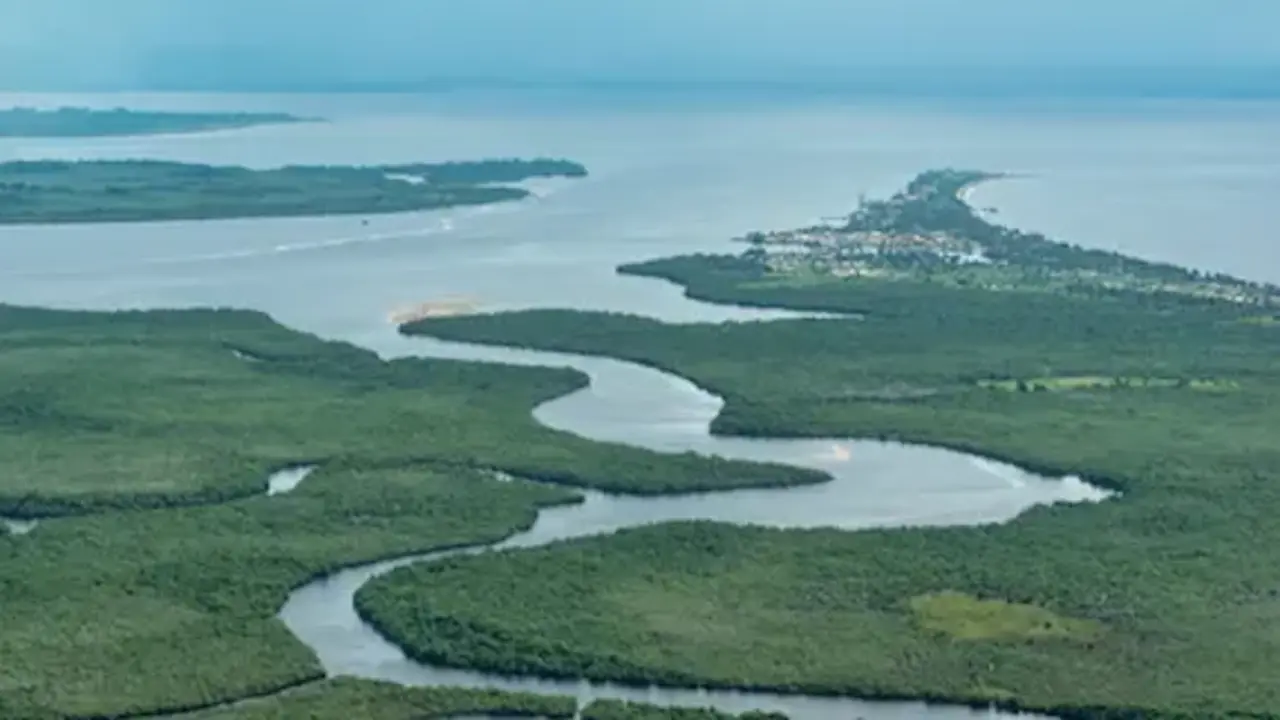 Underwater avalanche travelled more than 1,100km from the mouth of the river Congo, damaging submarine cables and interrupting internet traffic Photograph: guenterguni/Getty Images/iStockphoto
