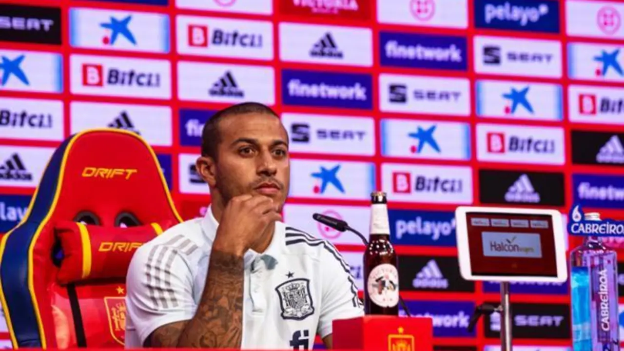 thiago_alcantara_en_rueda_de_prensa_001