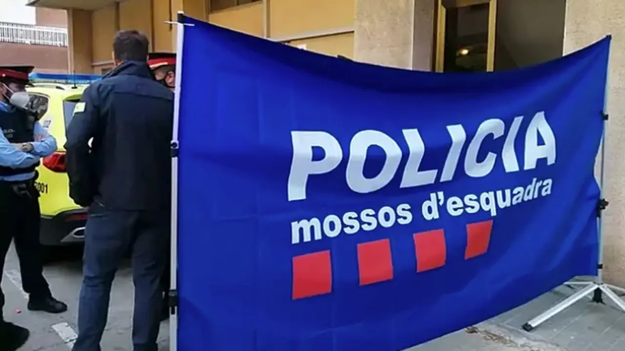 Imagen del lugar del crimen en Sant Joan Desp&iacute;.MOSSOS