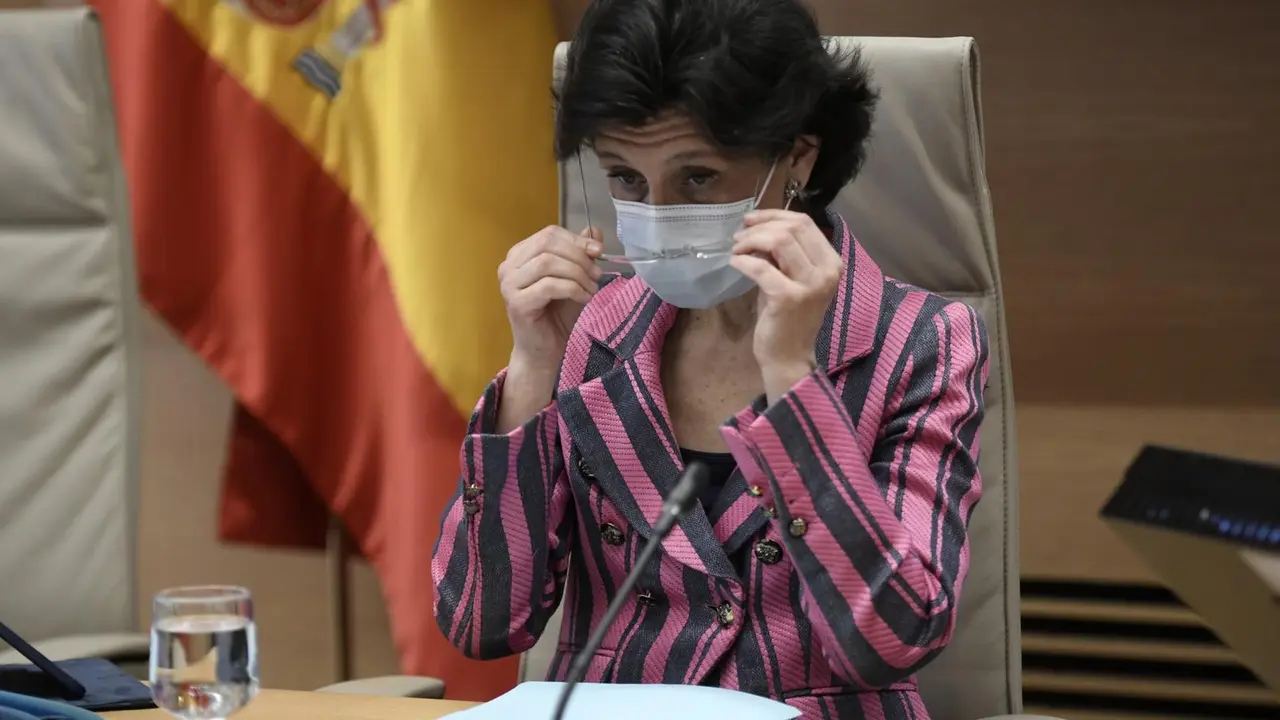 La presidenta del Tribunal de Cuentas, Mar&iacute;a Jos&eacute; de la Fuente y de la Calle, a su llegada a la Comisi&oacute;n Mixta para las Relaciones con el Tribunal de Cuentas,