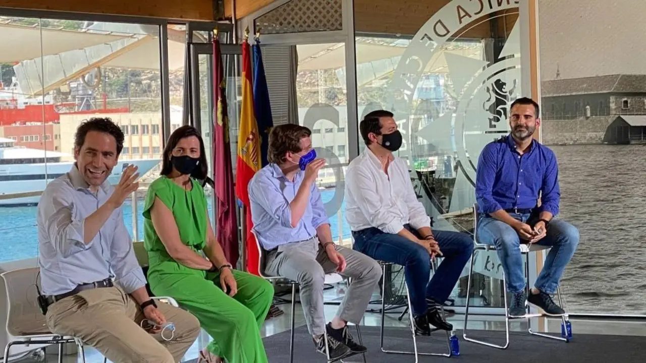 Teodoro con Igual y Almeida.
