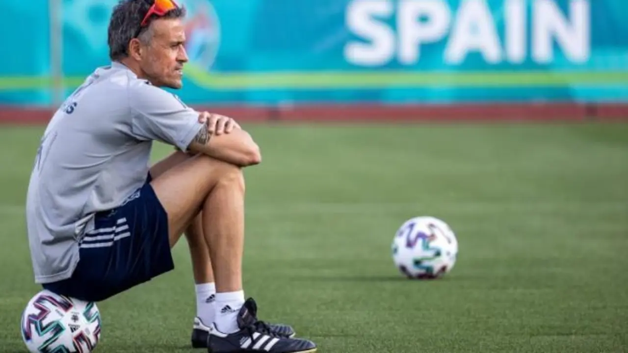 El seleccionador nacional de f&uacute;tbol, Luis Enrique Mart&iacute;nez.